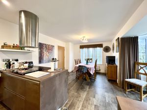 Dining Kitchen- click for photo gallery